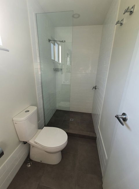 Alex Beach Cabins - Accommodation Gladstone 6