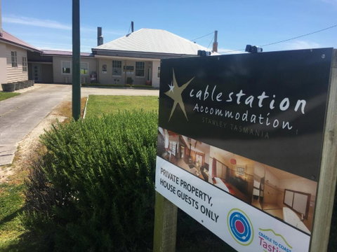 Cable Station Accommodation - Accommodation Gladstone 6