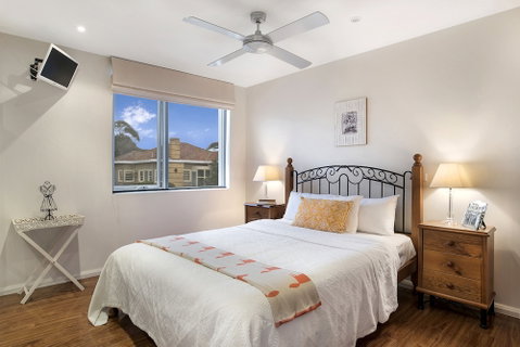 Captain's Retreat Apartments And Cottages - Accommodation Gladstone 4
