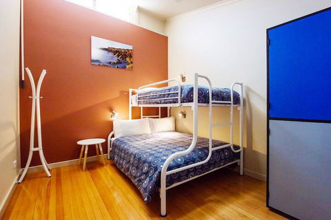 Port Lincoln YHA - Accommodation Gladstone 7