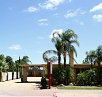 Renmark Motor Inn Motel - Accommodation Gladstone