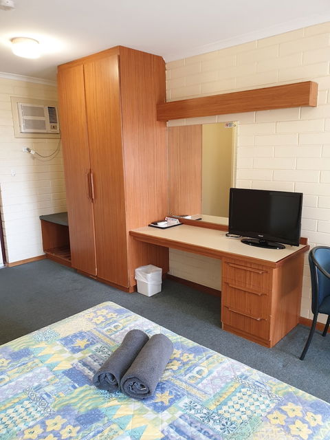 Lacepede Bay Motel - Accommodation Gladstone 4