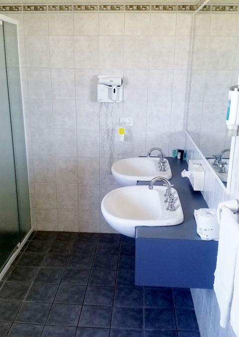 Lacepede Bay Motel - Accommodation Gladstone 3