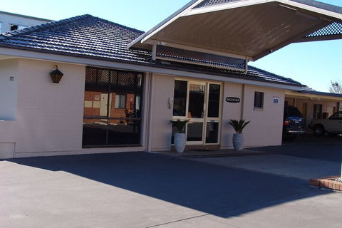 Ben Chifley Motor Inn - Accommodation Gladstone 1