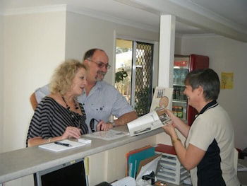 Pepper Tree Cabins - Accommodation Gladstone 3