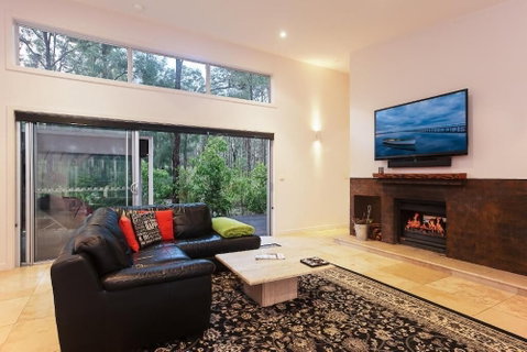 Deja Vu Estate - Accommodation Gladstone 5