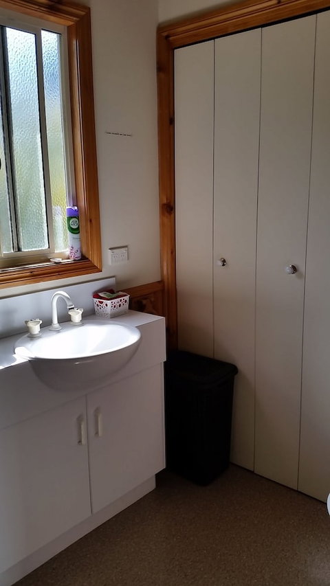 Awonga Cottages - Accommodation Gladstone 4
