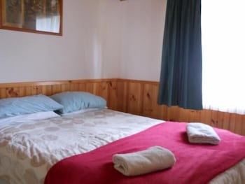 Awonga Cottages - Accommodation Gladstone 1