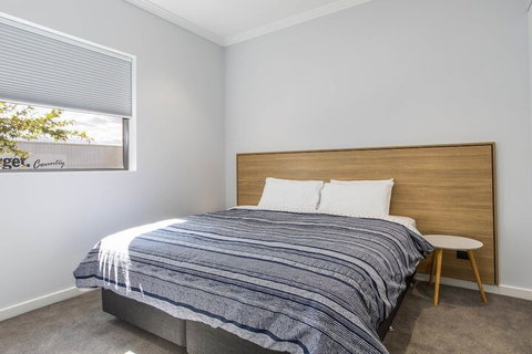 Cache Accommodation - Accommodation Gladstone 6
