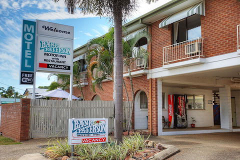 Banjo Paterson Motor Inn - Accommodation Gladstone 1