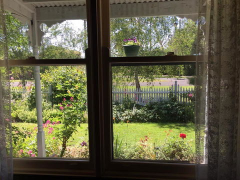 Birch House Koroit - Accommodation Gladstone 5
