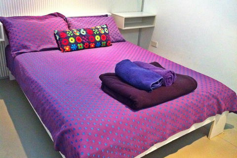 Original Backpackers - Accommodation Gladstone 7