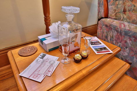 Stamps Of Stanley - Accommodation Gladstone 2