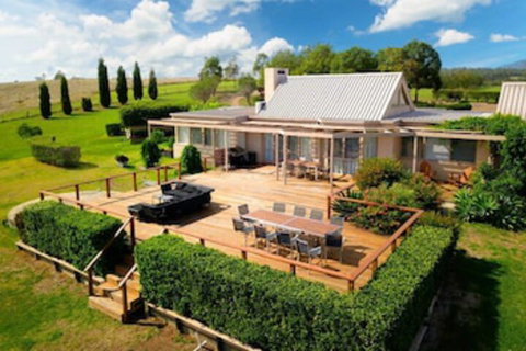 Grapevines Boutique Accommodation - Accommodation Gladstone 0
