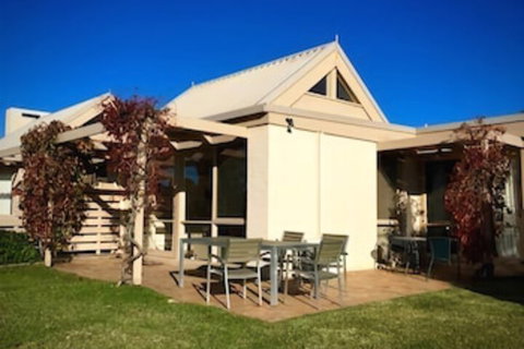 Grapevines Boutique Accommodation - Accommodation Gladstone 1