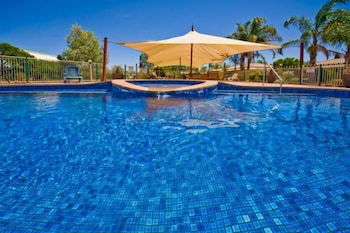 Paradise Lakes Motel - Accommodation Gladstone 0