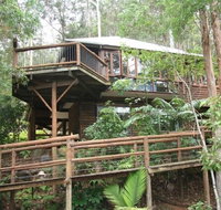 Secrets on the Lake - Accommodation Gladstone