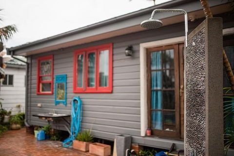 Backpackers Newcastle - Accommodation Gladstone 2