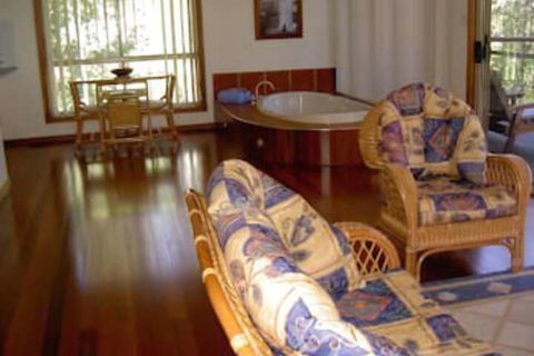 Bewong River Retreat - Accommodation Gladstone 2