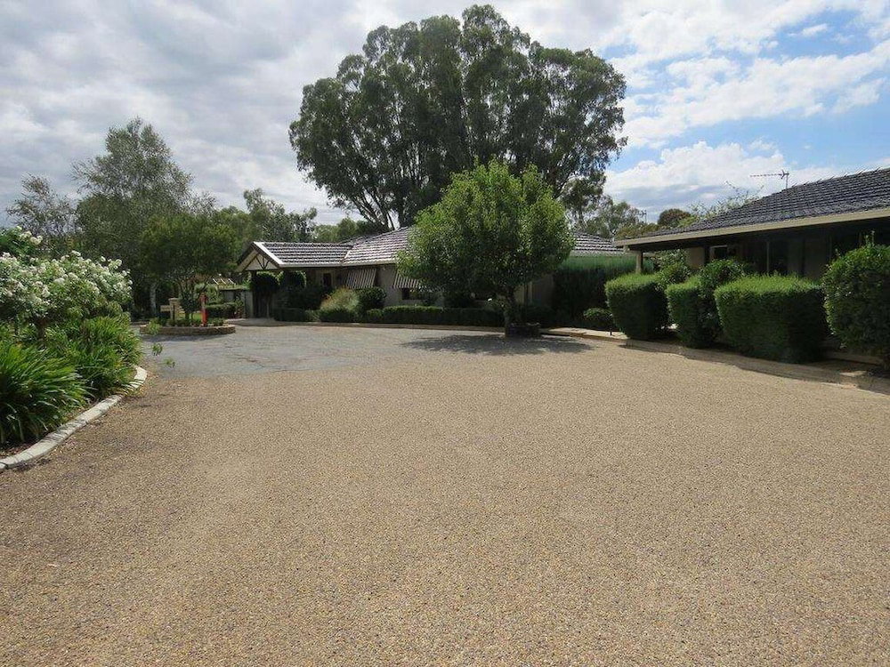 San Isidore NSW Accommodation Gladstone