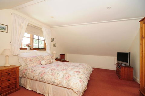 Daisy Cottage - Accommodation Gladstone 4