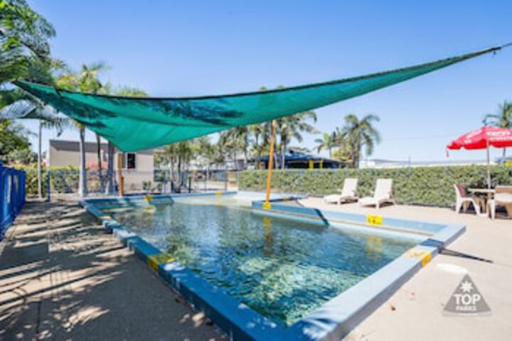 Mount St John QLD Accommodation Gladstone