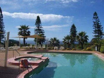 Diamond Beach Holiday Park - Accommodation Gladstone 0