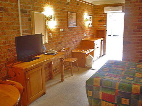 Coachmans Rest Motor Lodge - Accommodation Gladstone 5