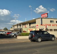 A  A Lodge Motel Emerald - Accommodation Gladstone