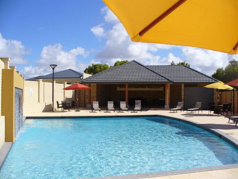 Port Denison Beach Resort - Accommodation Gladstone 2