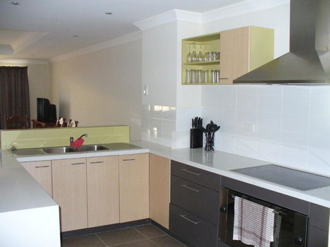 Port Denison Beach Resort - Accommodation Gladstone 6