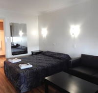 Jolly Collier Hotel Motel - Accommodation Gladstone