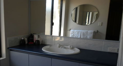 The Retreat - Accommodation Gladstone 3