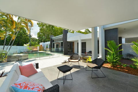 #2 Andrews â€“ Port Douglas - Accommodation Gladstone 3