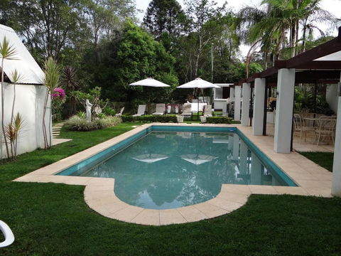 Eumundi Yacht Club B & B - Accommodation Gladstone 2