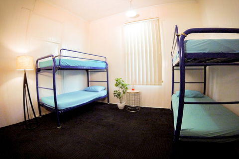 Banana Bender Backpackers - Accommodation Gladstone 5