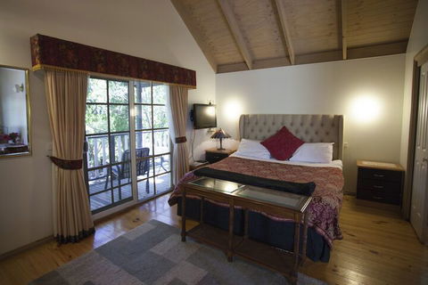 Olinda Country Cottages - Accommodation Gladstone 5