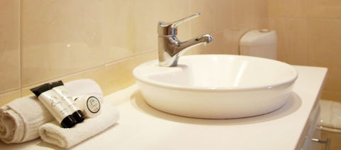 Hilton Motel - Accommodation Gladstone 3