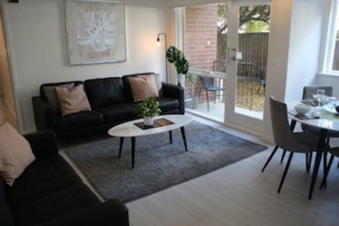 Centrepoint Units Heidelberg - Accommodation Gladstone 0
