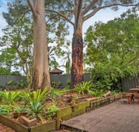 The Pines Bed  Breakfast - Accommodation Gladstone