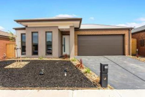 Serviced Houses Point Cook - Accommodation Gladstone 0