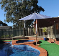 Golden Reef Motor Inn - Accommodation Gladstone