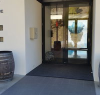 Armalong Winery Chalets - Accommodation Gladstone