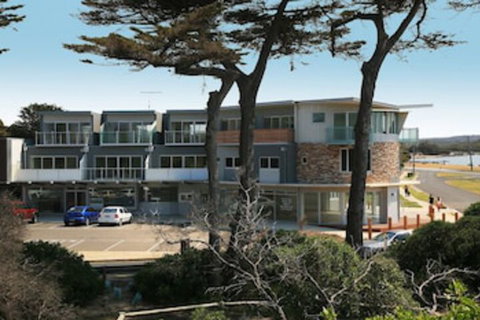 Four Kings Apartments - Accommodation Gladstone 0