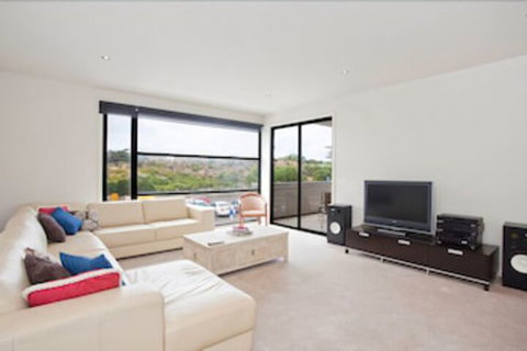 Four Kings Apartments - Accommodation Gladstone 2