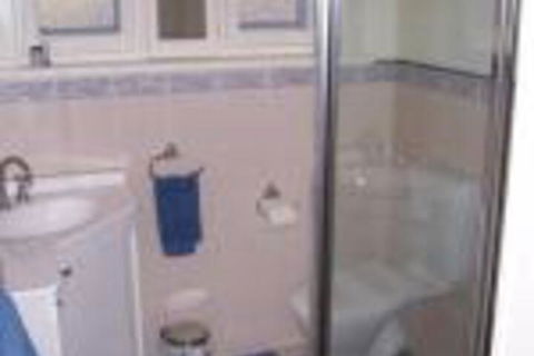 MacDonnell House Naracoorte - Accommodation Gladstone 0