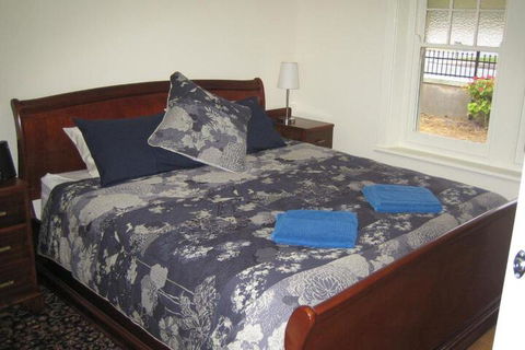 MacDonnell House Naracoorte - Accommodation Gladstone 6