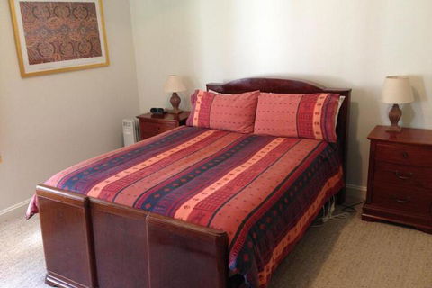 Pinkerton Hill Naracoorte - Accommodation Gladstone 6