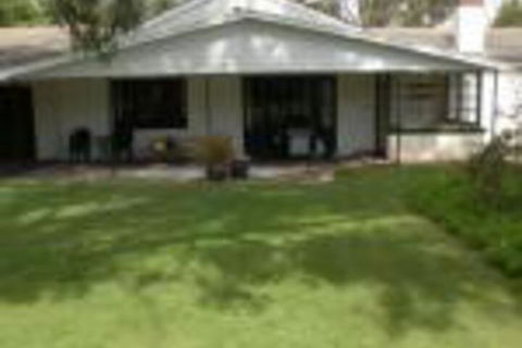 Pinkerton Hill Naracoorte - Accommodation Gladstone 0