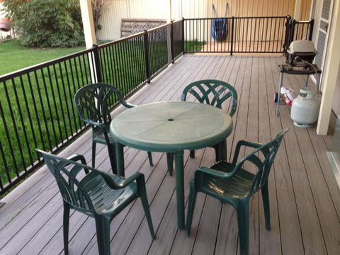 Showgrounds Cottage Naracoorte - Accommodation Gladstone 6